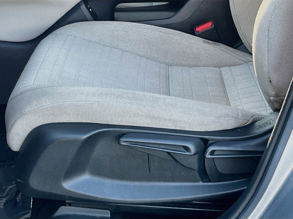Used 2024 Honda HR-V LX image 18