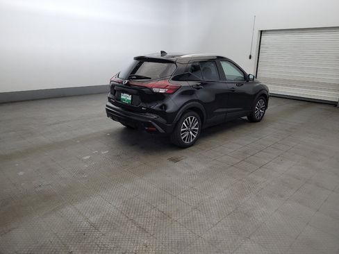 Used 2021 Nissan Kicks SV FWD image 9
