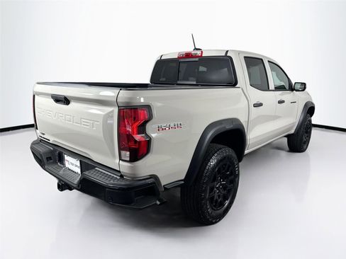 Used 2026 Chevrolet Colorado Trail Boss AWD/4WD image 2