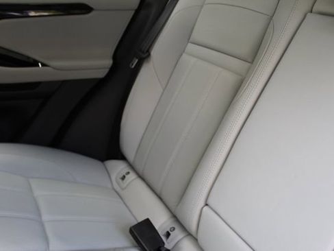 Used 2025 Land Rover Range Rover Evoque S image 24