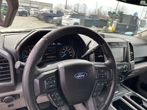 Used 2017 Ford F150 XLT w/ Equipment Group 302A Luxury image 6