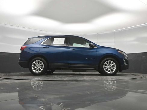 Used 2019 Chevrolet Equinox LT w/ Sun & Navigation Package AWD/4WD image 33