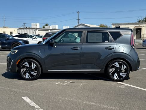 Used 2023 Kia Soul GT-Line w/ GT-Line Technology Package FWD image 18