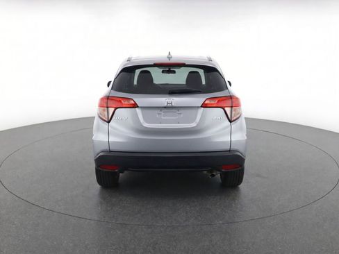 Used 2022 Honda HR-V EX image 7