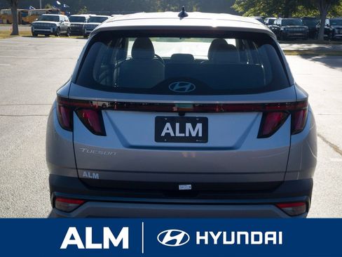 New 2026 Hyundai Tucson SE image 6
