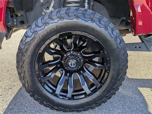 Used 2022 Ford F250 Lariat w/ Black Appearance Package image 12