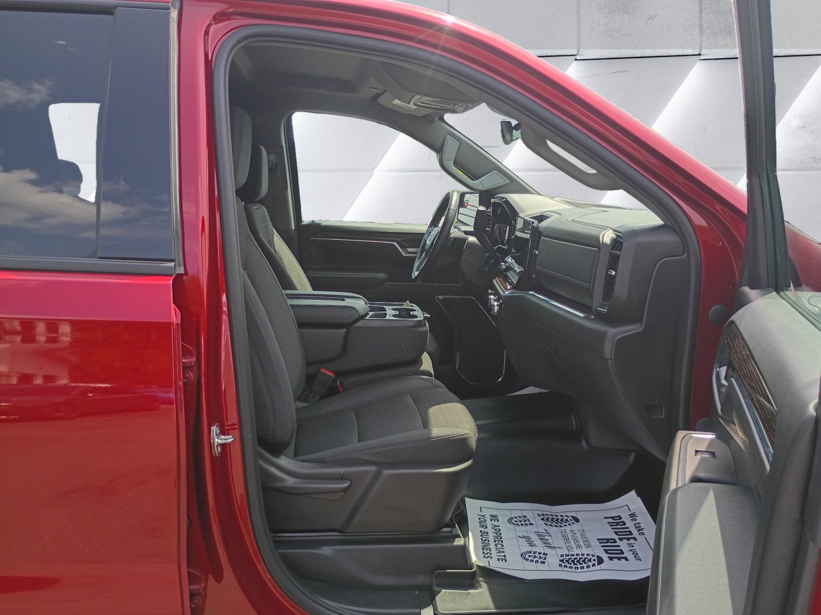 Used 2023 GMC Sierra 1500 Elevation AWD/4WD image 18