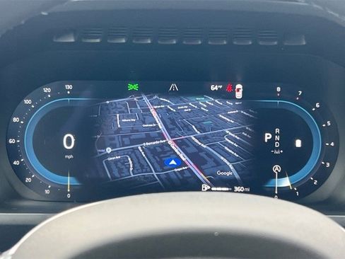 Certified 2025 Volvo XC90 B6 Plus image 27