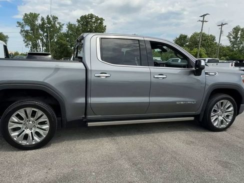 Used 2021 GMC Sierra 1500 Denali w/ Denali Ultimate Package AWD/4WD image 9