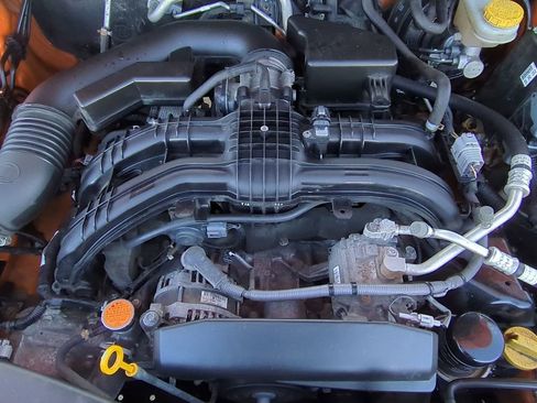 Used 2018 Subaru Crosstrek 2.0i Premium image 12