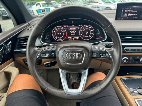 Used 2017 Audi Q7 3.0T Premium Plus AWD/4WD image 12