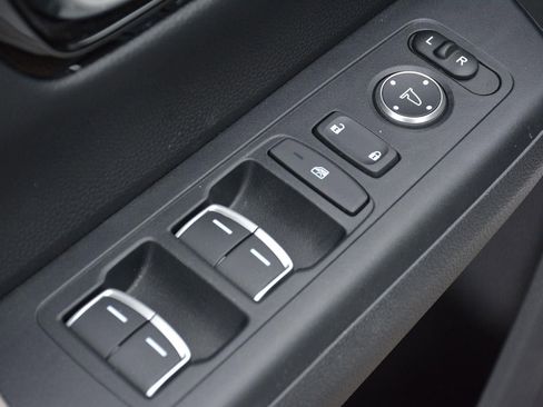 Used 2023 Honda CR-V EX-L image 11
