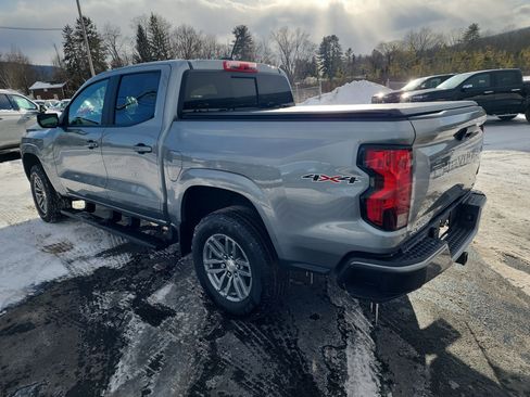 Used 2024 Chevrolet Colorado LT w/ LT Convenience Package II image 6