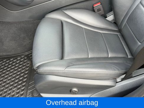 Used 2022 Mercedes-Benz GLC 300 4MATIC image 35