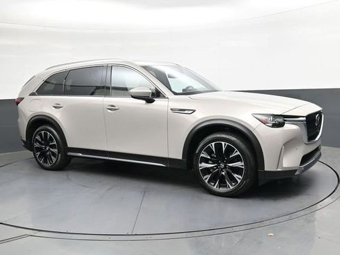 Used 2024 MAZDA CX-90 Plug-In Hybrid w/ Premium Plus image 2