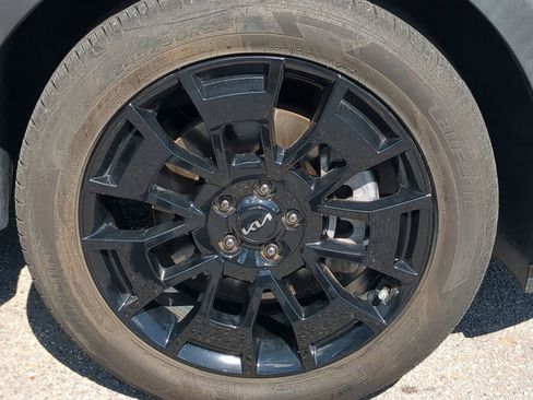 Used 2022 Kia Telluride SX w/ SX Prestige Package image 12