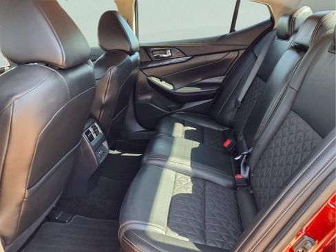 Used 2019 Nissan Maxima Platinum w/ Sport Mat Group FWD image 11