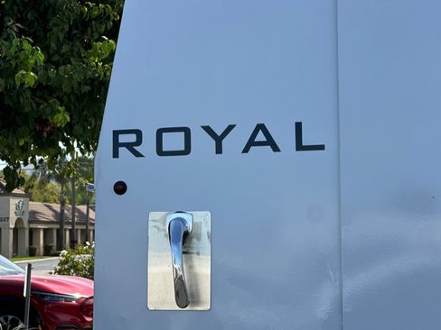 New 2025 Ford E-350 and Econoline 350 Super Duty w/ Power Equipment Group image 24