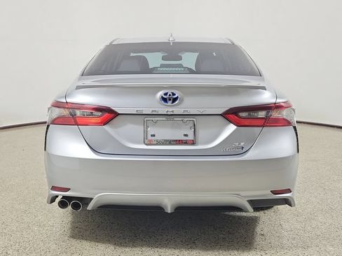 Used 2023 Toyota Camry SE w/ Audio Upgrade Package FWD image 6