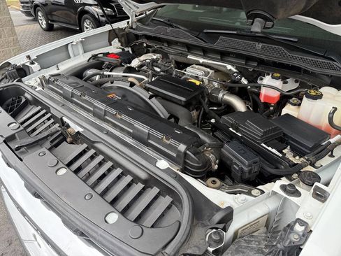 Used 2023 Chevrolet Silverado 2500 LT AWD/4WD image 51