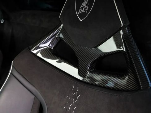 Used 2024 Lamborghini Huracan Sterrato AWD/4WD image 47
