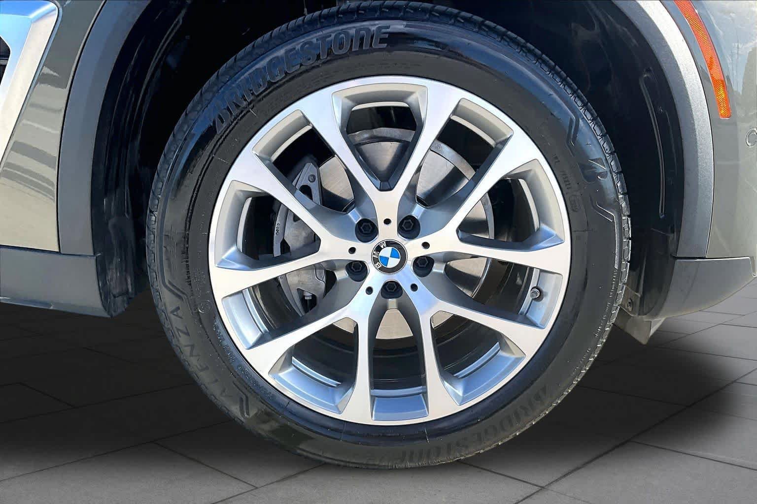 Used 2026 BMW X5 xDrive40i AWD/4WD image 10