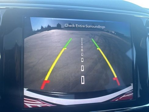 Used 2021 Jeep Grand Cherokee Laredo X image 16