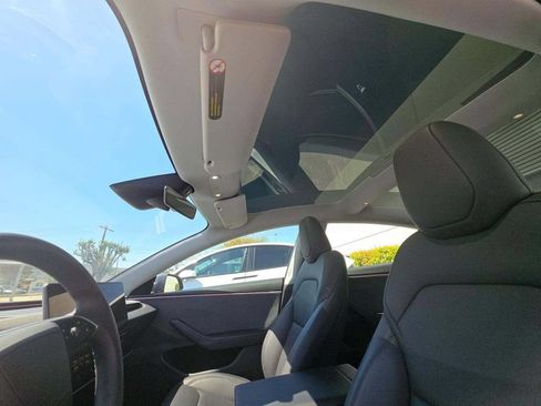 Used 2025 Tesla Model 3 Long Range RWD image 8