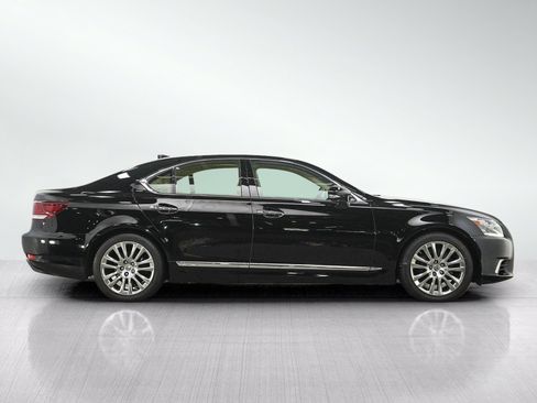 Used 2015 Lexus LS 460 w/ Comfort Package RWD image 6