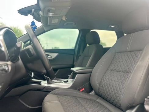 Used 2020 Chevrolet Blazer LT w/ LPO, Floor Liner Package FWD image 10