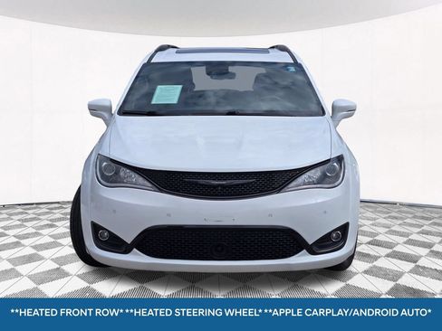 Used 2019 Chrysler Pacifica Limited w/ Advanced Safetytec Group FWD image 4