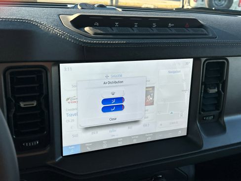 New 2025 Ford Bronco Badlands w/ Sasquatch Package image 44