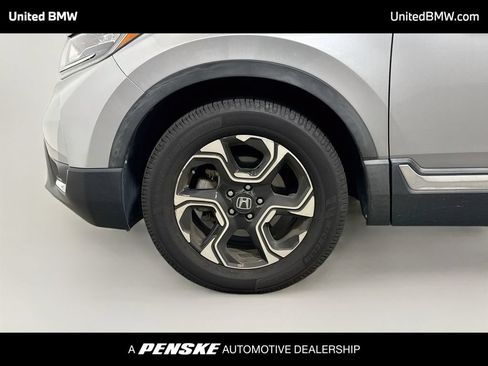 Used 2018 Honda CR-V Touring image 9