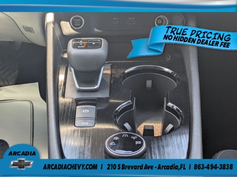 Used 2023 Nissan Rogue S AWD/4WD image 19