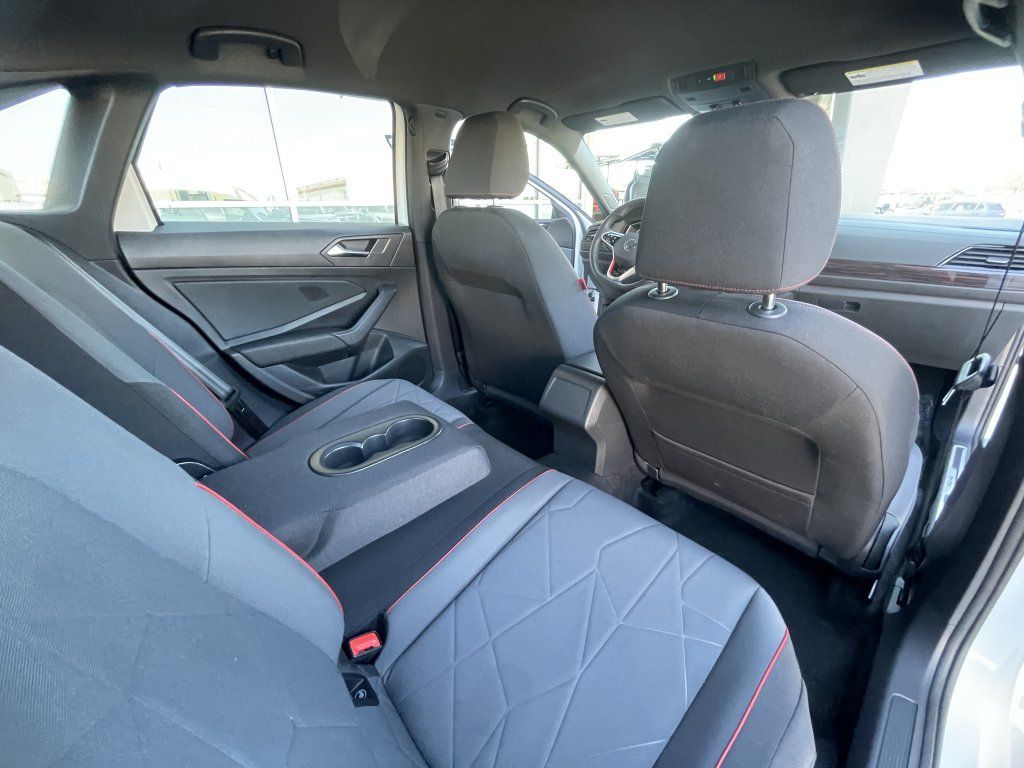Used 2024 Volkswagen Jetta GLI 40th Anniversary Edition FWD image 26