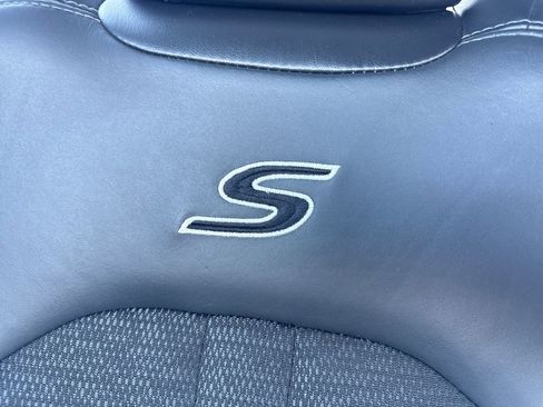 Used 2016 Chrysler 200 S FWD image 27