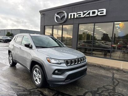 Used 2023 Jeep Compass Latitude w/ Convenience Group