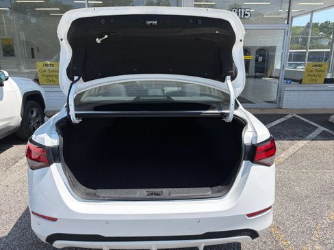 Used 2025 Nissan Sentra S FWD image 23