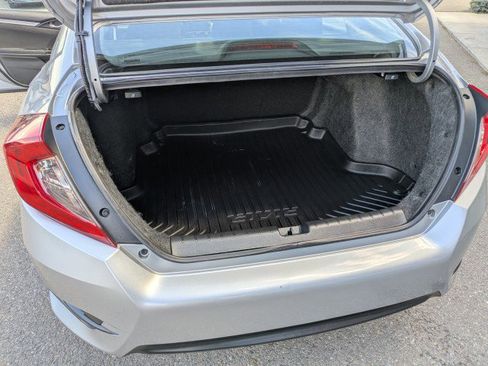 Used 2018 Honda Civic EX image 26