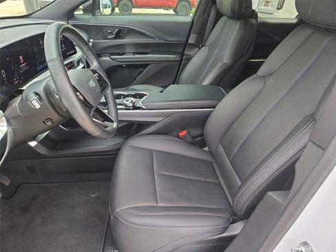 Used 2024 Cadillac Lyriq Sport AWD/4WD image 27