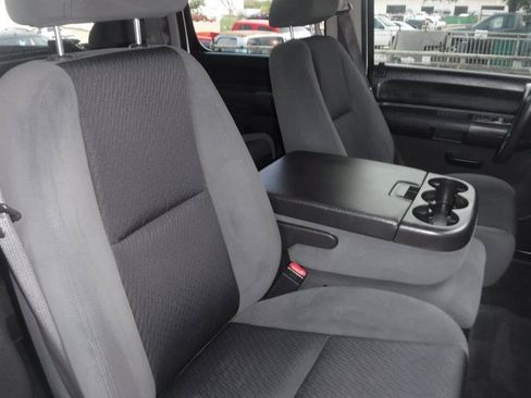Used 2009 GMC Sierra 1500 SLE w/ Power Pack Plus AWD/4WD image 23
