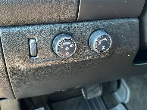 Used 2018 Chevrolet Colorado LT w/ LT Convenience Package image 24