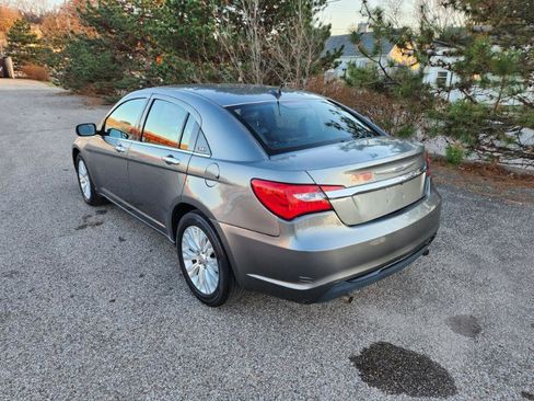 Used 2012 Chrysler 200 Limited image 8