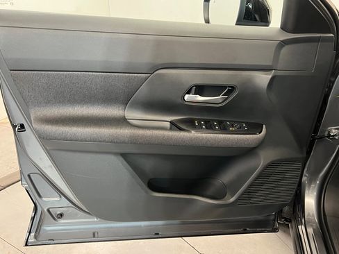 New 2026 Nissan Kicks SV image 14