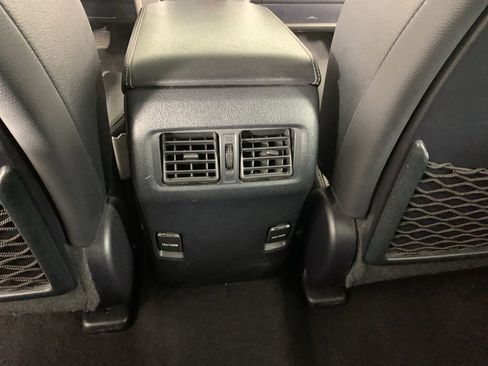 Used 2019 Toyota 4Runner Limited image 33