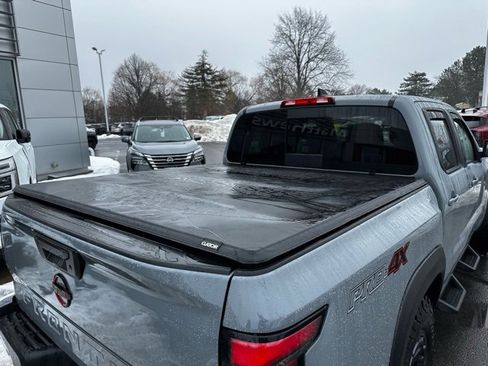 Used 2023 Nissan Frontier PRO-4X w/ Pro Convenience Package image 9
