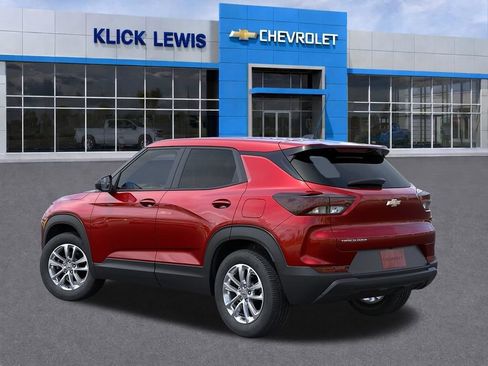 New 2026 Chevrolet TrailBlazer LS w/ LS Convenience Package FWD image 3
