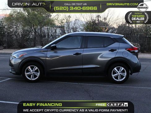 Used 2019 Nissan Kicks S w/ Interior Electronics Package image 4