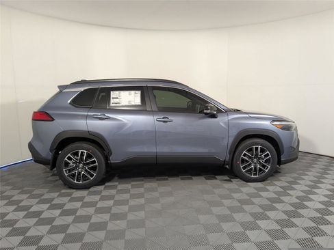New 2026 Toyota Corolla Cross XLE image 4