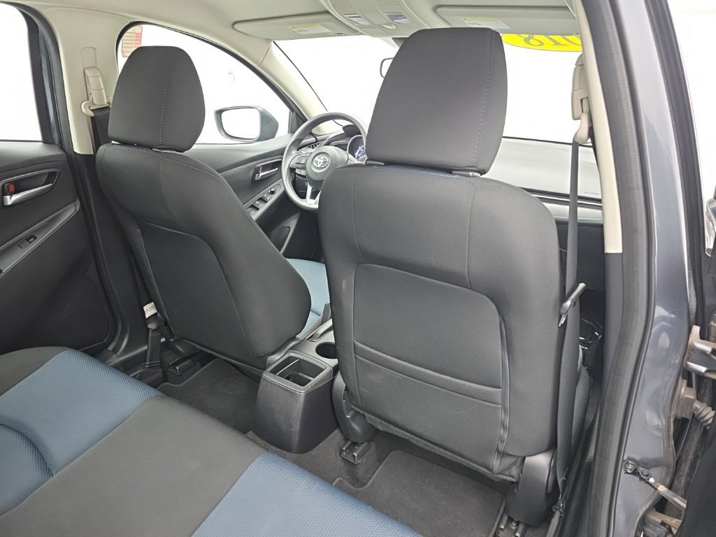 Used 2018 Toyota Yaris iA FWD image 39